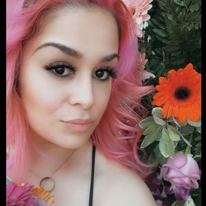 Meet your Posher, Sabrina